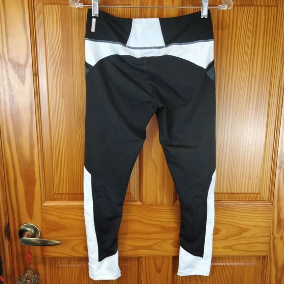 Zella Black & White Ankle Length Leggings SM - Picture 4 of 6